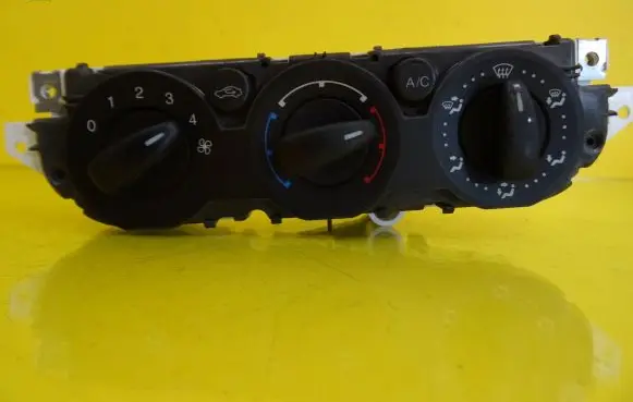 Ford Focus Climate control unit 7M5T-19980-AA
