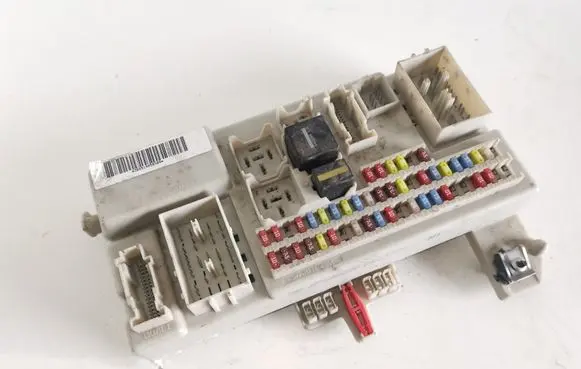 Ford Focus Fuse module 3M5T14A073BE 3M5T14014BBG