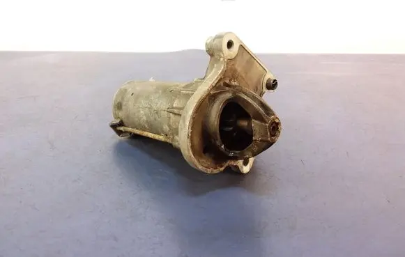 Ford Fiesta Starter motor 8V2111000AE