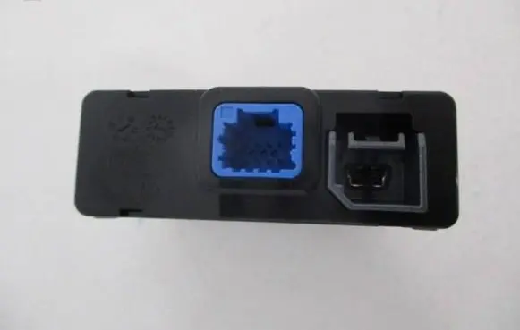 Renault Megane IV USB socket connector 280230016R