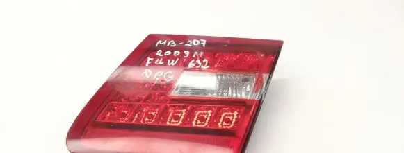 Mercedes-Benz E C207 W207 Tailgate rear/tail lights A2078200464