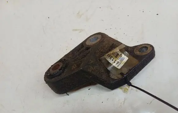 Mazda 3 II Engine mounting bracket
