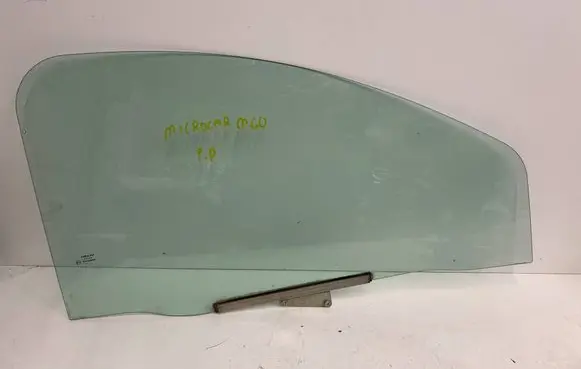Microcar M.GO Front door window glass four-door 