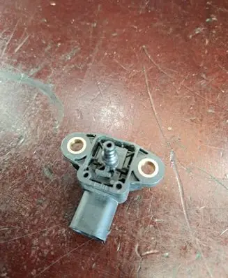 Mercedes-Benz E W211 Air pressure sensor 0261230193