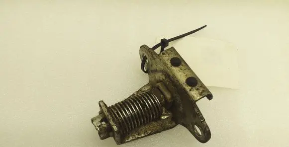 Mitsubishi L200 Tailgate lock latch 
