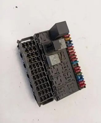 Volkswagen Transporter - Caravelle T4 Fuse box set 357937039