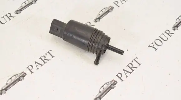 BMW 5 E39 Windscreen/windshield washer pump 8377612