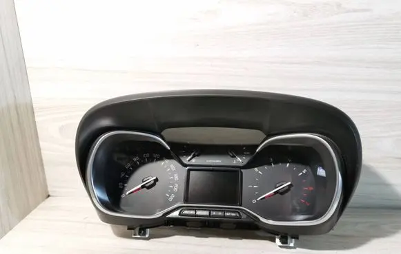 Citroen C3 Aircross Speedometer (instrument cluster) 9831121380