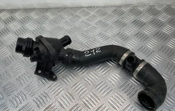 Thermostat/thermostat housing