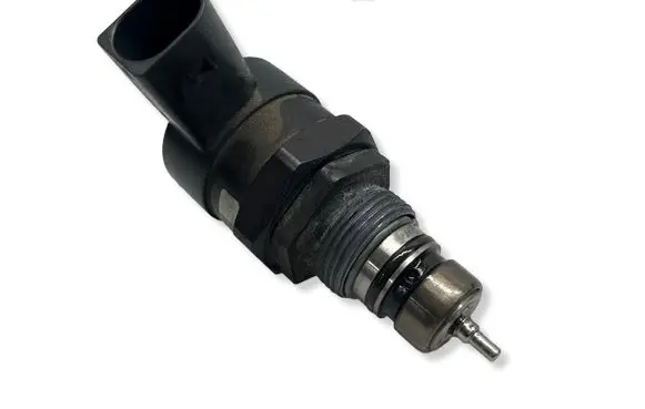 Mercedes-Benz E W211 Fuel pressure regulator A6110780449