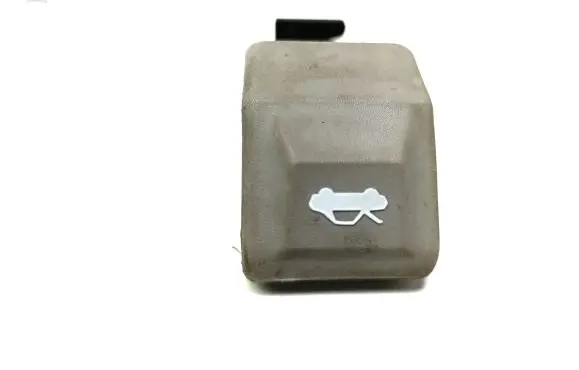 Hyundai Trajet Engine bonnet (hood) release handle