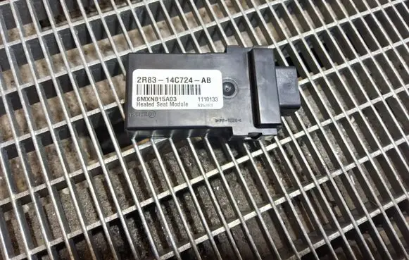 Land Rover Range Rover Sport L320 Seat heating relay 2R8314C724AB 6MXN815A03
