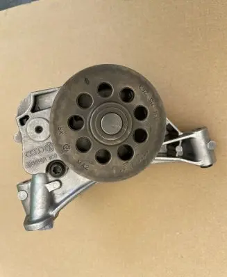 Volkswagen Crafter Oil pump 03L115105C 03L115263