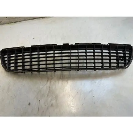 Opel Vectra C Front bumper lower grill 13182906