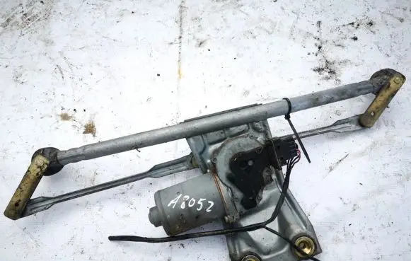 Mazda 121 SM Front wiper linkage and motor 96gf17504ab