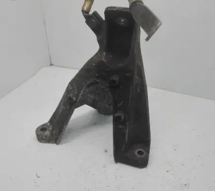 Audi A6 S6 C6 4F Engine mounting bracket 4F0199308P