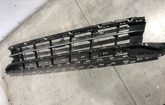 Volkswagen PASSAT B8 Front bumper lower grill 3G0853671 3G0853677A