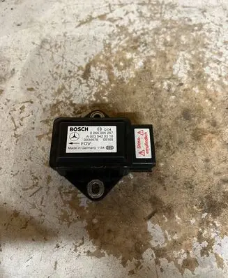 Mercedes-Benz E W211 ESP acceleration yaw rate sensor A0035420318 0265005267 0034579