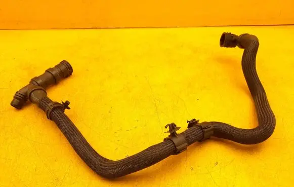 Peugeot 308 Engine coolant pipe/hose
