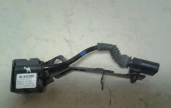 Audi A8 S8 D3 4E Air suspension front height level sensor 4E0616575K 2340702333B23