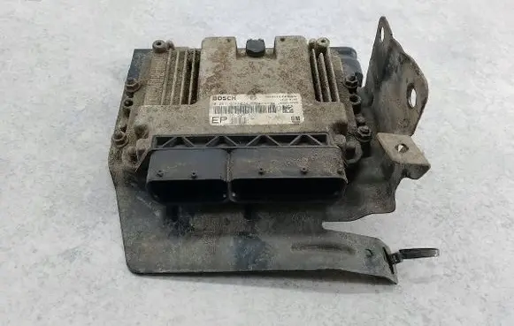 Opel Zafira B Engine control unit/module ECU 55205622