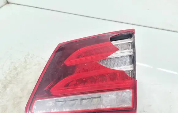 Mercedes-Benz E W212 Tailgate rear/tail lights A2129062203