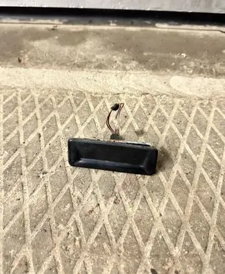 Skoda Octavia Mk2 (1Z) Tailgate/trunk/boot exterior handle 1Z0827574B CZ1Z0827574B