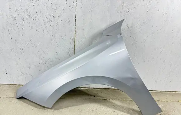 Opel Astra L Fender
