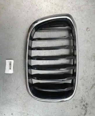 BMW X4 G02 Front bumper upper radiator grill 51137464922 7464922