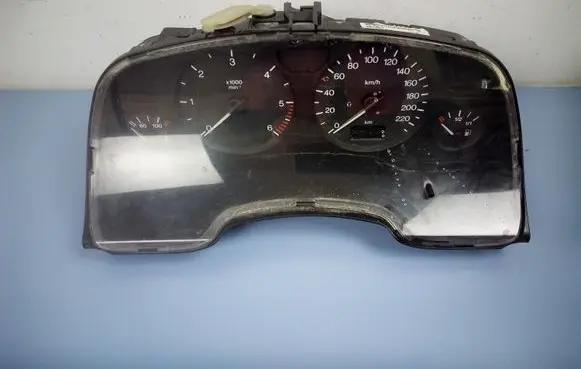 Opel Zafira A Speedometer (instrument cluster) 09228757 351184000
