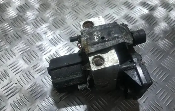 Mercedes-Benz C W203 ABS Pump a0034310312 004297104