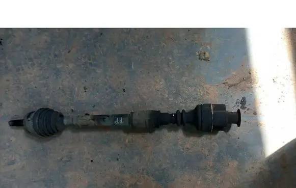Volvo S40, V40 Front driveshaft