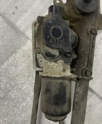 Honda Accord Wiper motor 4332L32201