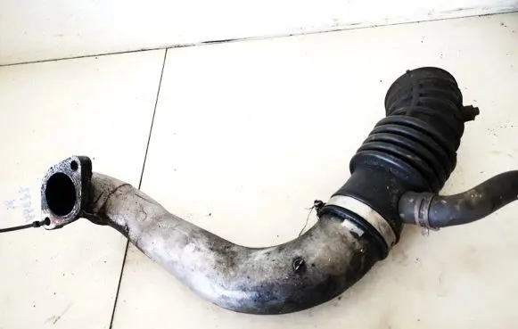 Nissan X-Trail T30 Intercooler hose/pipe