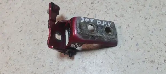 Peugeot 308 Front door upper hinge 133Y9