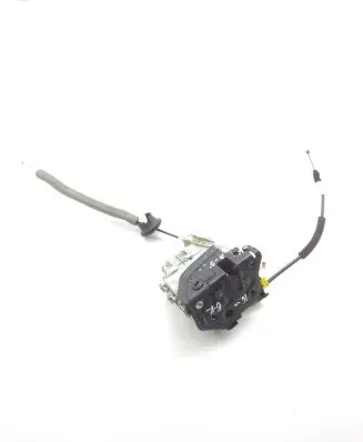Audi A5 Sportback 8TA Rear door lock 8K0839015C