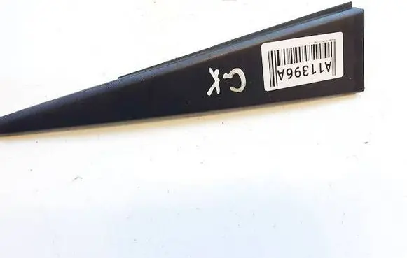Nissan X-Trail T30 Other rear door trim element 822918H300