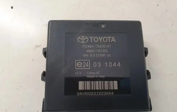 Toyota Avensis T270 Parking PDC control unit/module PZ464T342001