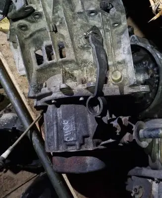 Peugeot 406 Manual 5 speed gearbox 4E424LL E7H007