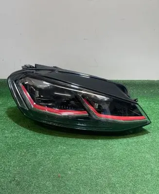 Volkswagen Golf VII Headlight/headlamp 5G1941082A