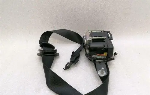 Mercedes-Benz C W204 Front seatbelt buckle A2128608685