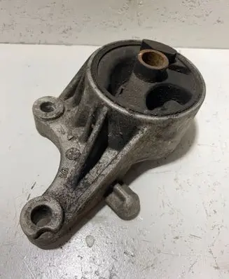 Opel Zafira A Gearbox mount 92085608