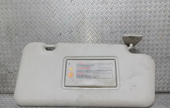 Nissan Note (E11) Sun visor