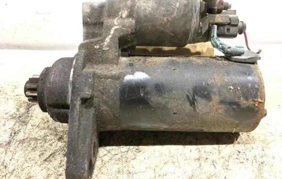Skoda Roomster (5J) Starter motor 1005831311