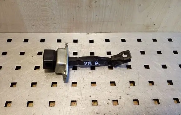 Mitsubishi Outlander Front door check strap stopper