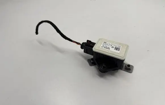 Volkswagen Touareg II ESP acceleration yaw rate sensor 7P6907658 7P6907816