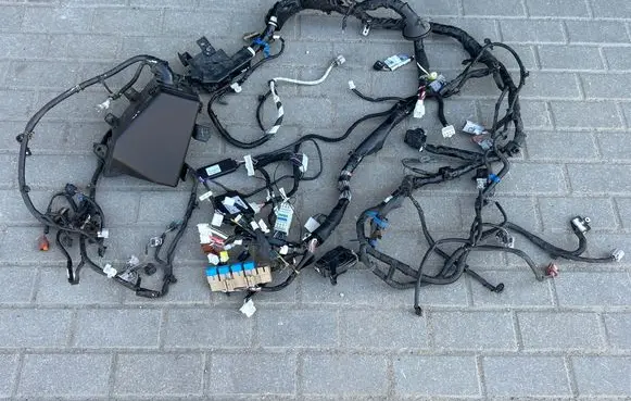 Subaru Legacy Engine installation wiring loom 81403AL41A