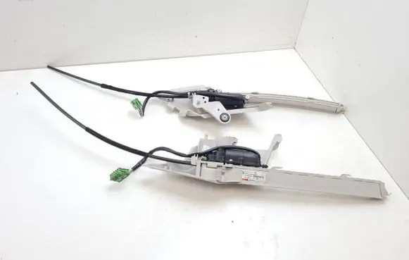 Mercedes-Benz E W213 Curtain motor A2138100227 A2138100127