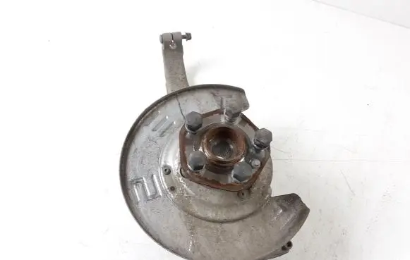 Tesla Model 3 Front wheel hub