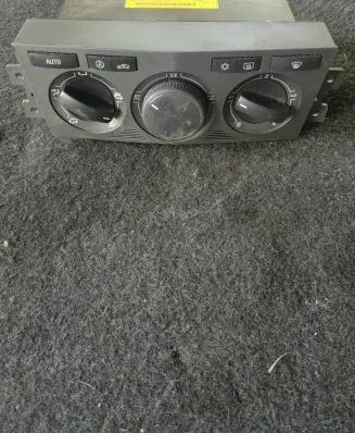 Opel Antara Climate control unit 2095311